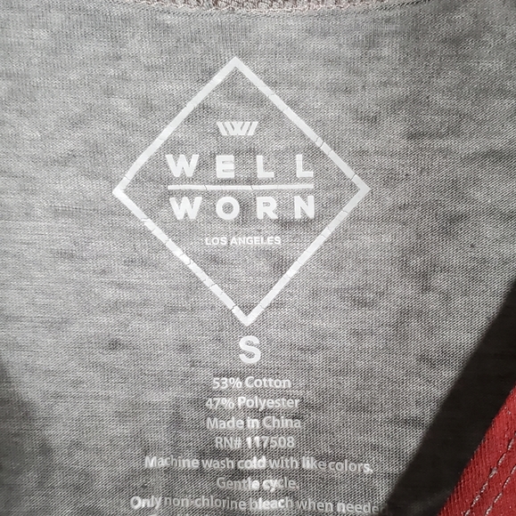 WELL WORN RED WHITE BLUE DISTRESSED AMERICAN FLAG PATRIOTIC TANK TOP - Picture 2 of 4